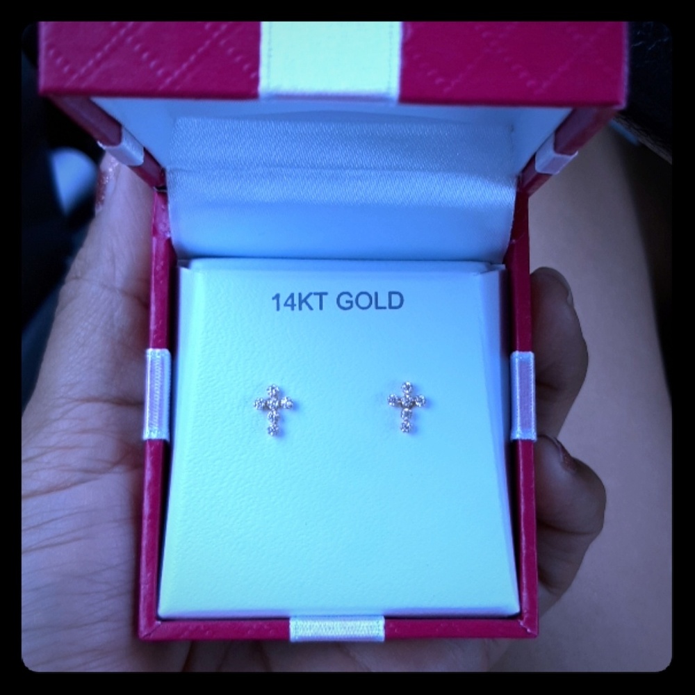 Earings